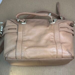 Elegant Tan Leather Handbag